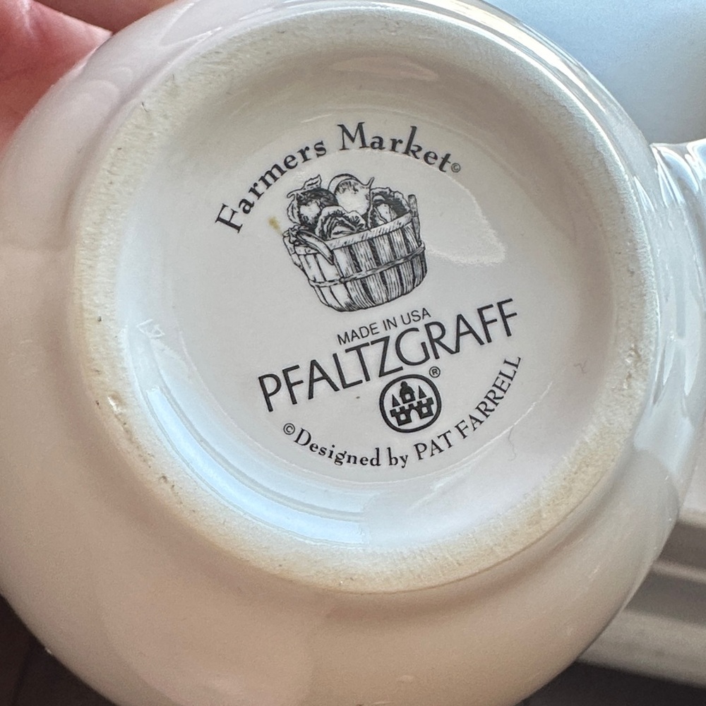 Pfaltzgraff White Mugs with Green Artichoke Flower Design - Picture 5 of 10